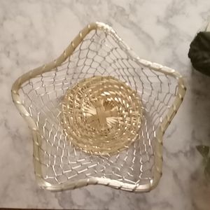 Christmas Decor Silver Star Wire Basket 12" X 11" X  3" Deep Gift Basket Holiday